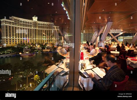 dining tables las vegas